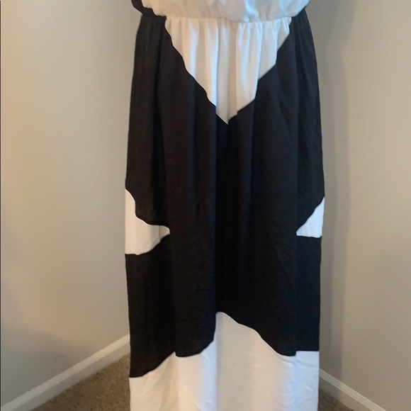 Chevron color block maxi with neon collar - Picture 9 of 11